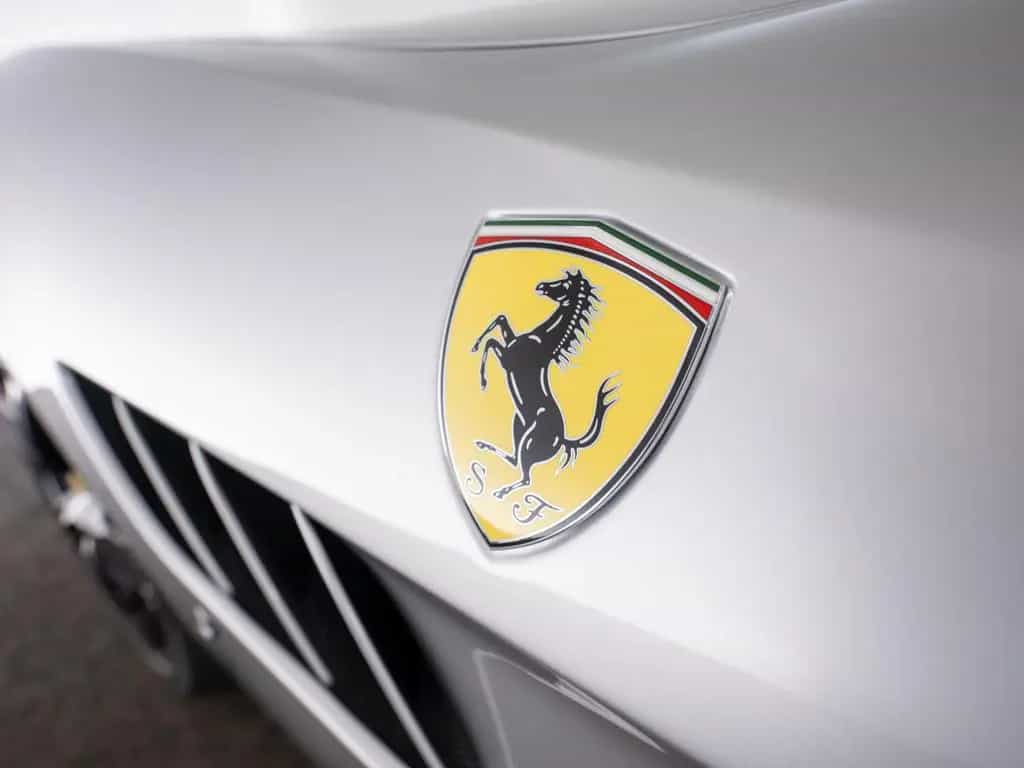 Ferrari GTC4Lusso 04/2019-photo-2