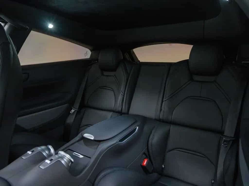Ferrari GTC4Lusso 04/2019-photo-30