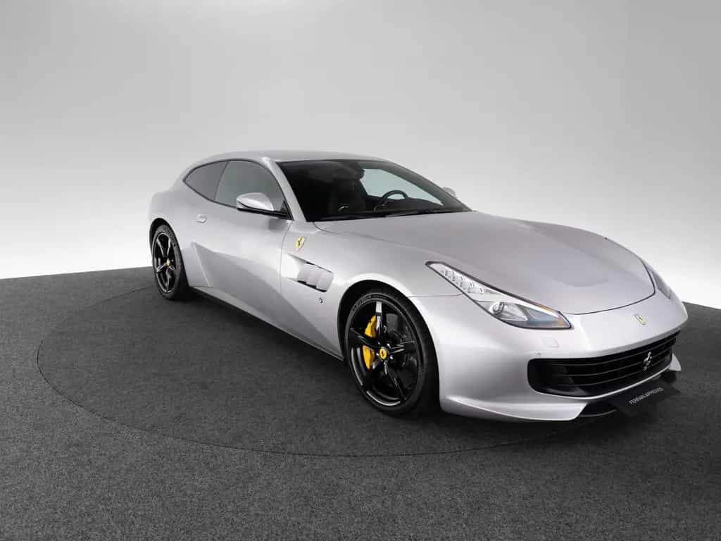 Ferrari GTC4Lusso 04/2019-photo-41