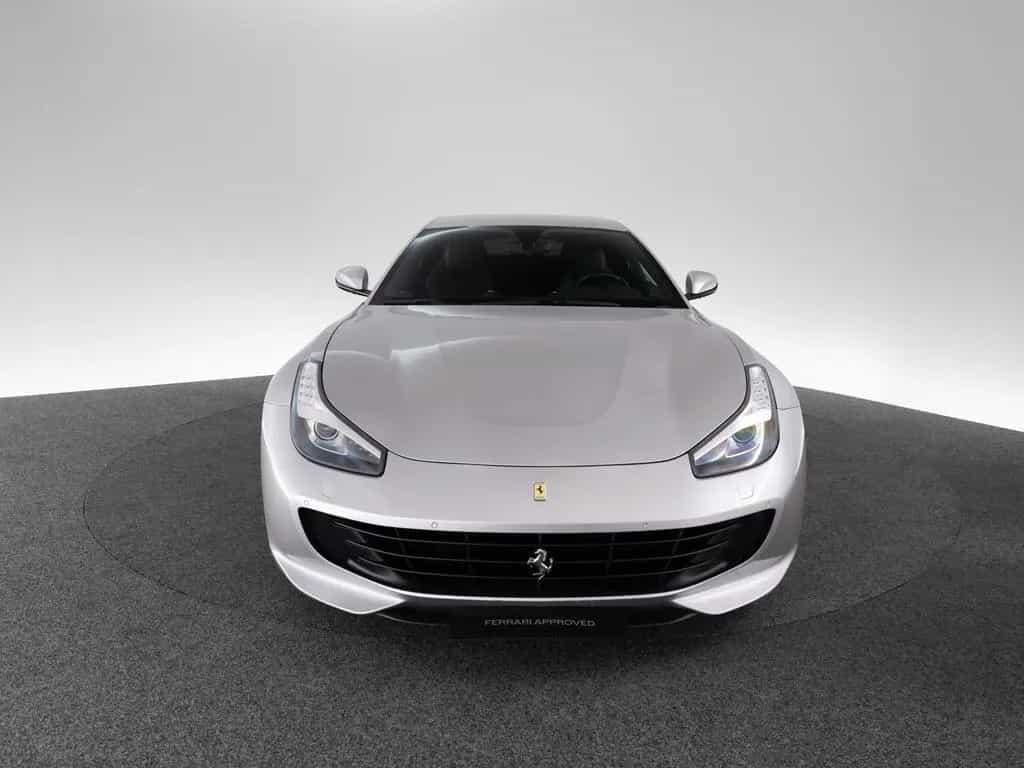 Ferrari GTC4Lusso 04/2019-photo-42