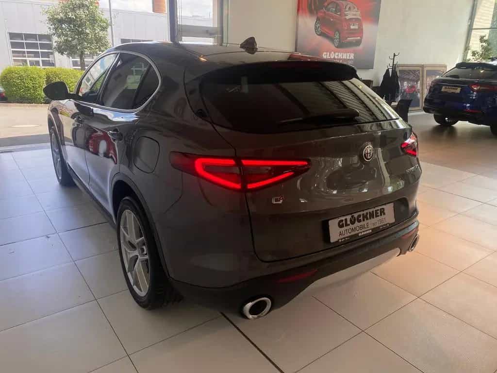 Alfa Romeo Stelvio Super 2.0l TB Q4 NAVI LEDER ACC 11/2019-photo-4