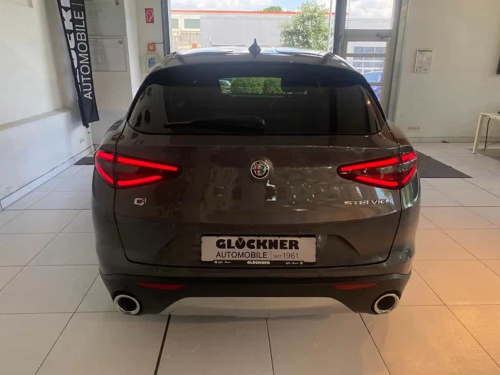 Alfa Romeo Stelvio Super 2.0l TB Q4 NAVI LEDER ACC 11/2019-photo-5