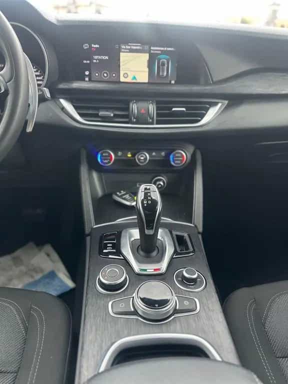 Alfa Romeo Stelvio 2.2 Turbodiesel 190 CV AT8 Q4 08/2022-photo-6