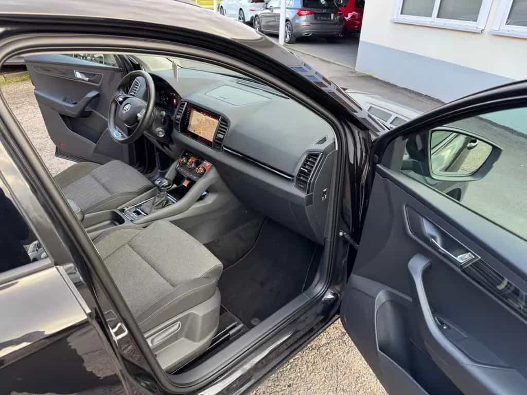 Skoda Karoq DSG Style 4x4 Digital/ACC/SideASS/TravelAS 03/2022-photo-11