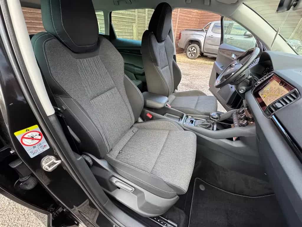 Skoda Karoq DSG Style 4x4 Digital/ACC/SideASS/TravelAS 03/2022-photo-13