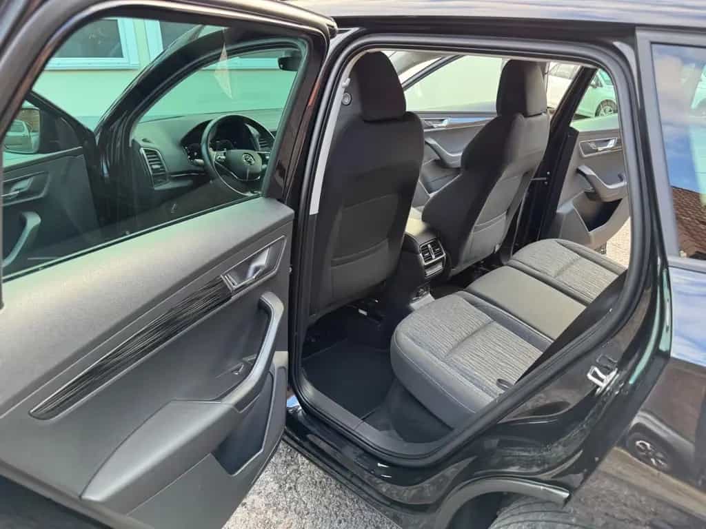 Skoda Karoq DSG Style 4x4 Digital/ACC/SideASS/TravelAS 03/2022-photo-14