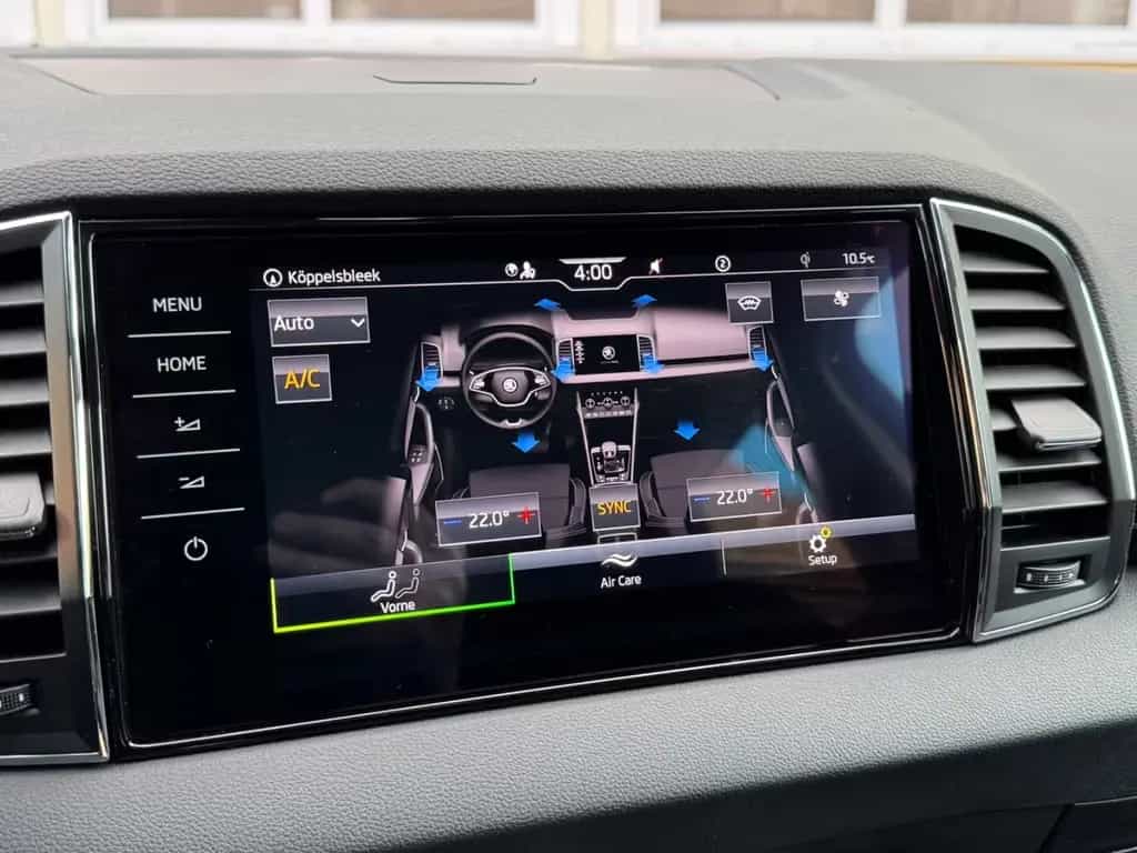 Skoda Karoq DSG Style 4x4 Digital/ACC/SideASS/TravelAS 03/2022-photo-33