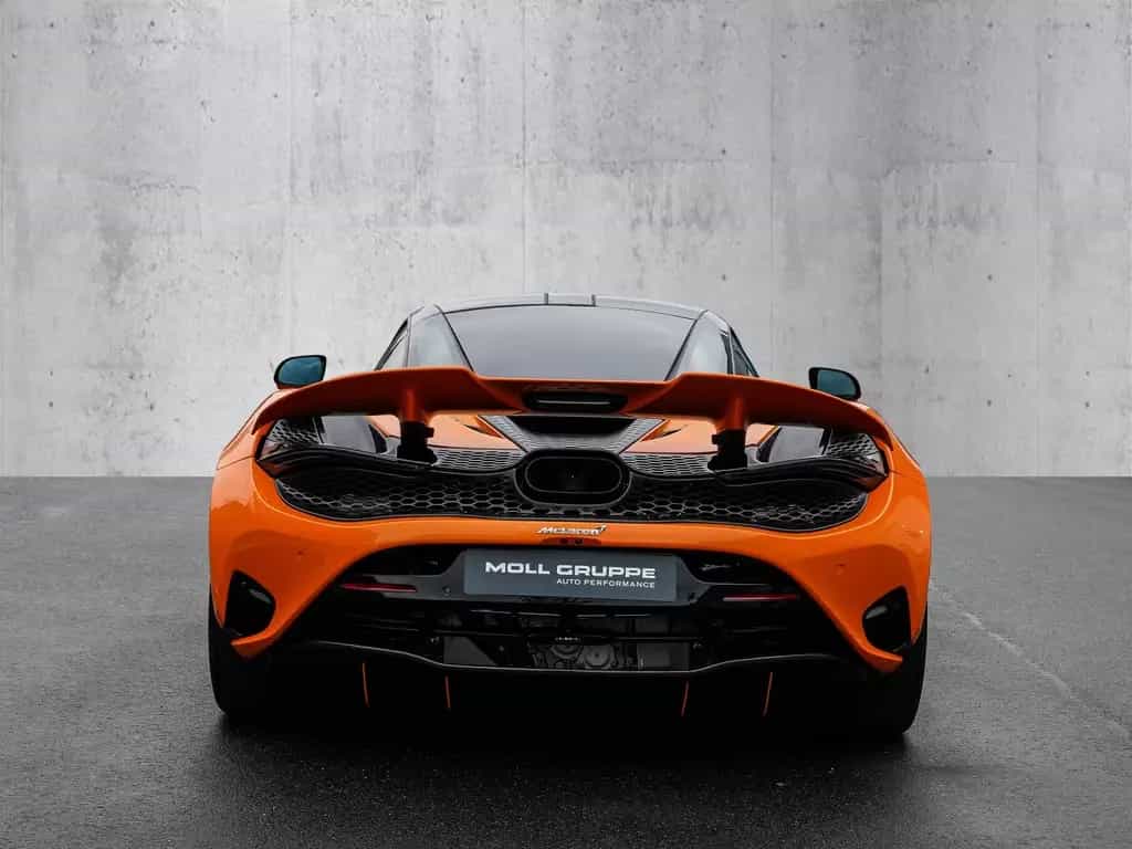 McLaren 750S Coupé Ventura Orange, Interior Carbon 06/2024-photo-3