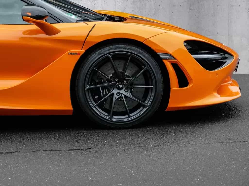 McLaren 750S Coupé Ventura Orange, Interior Carbon 06/2024-photo-8