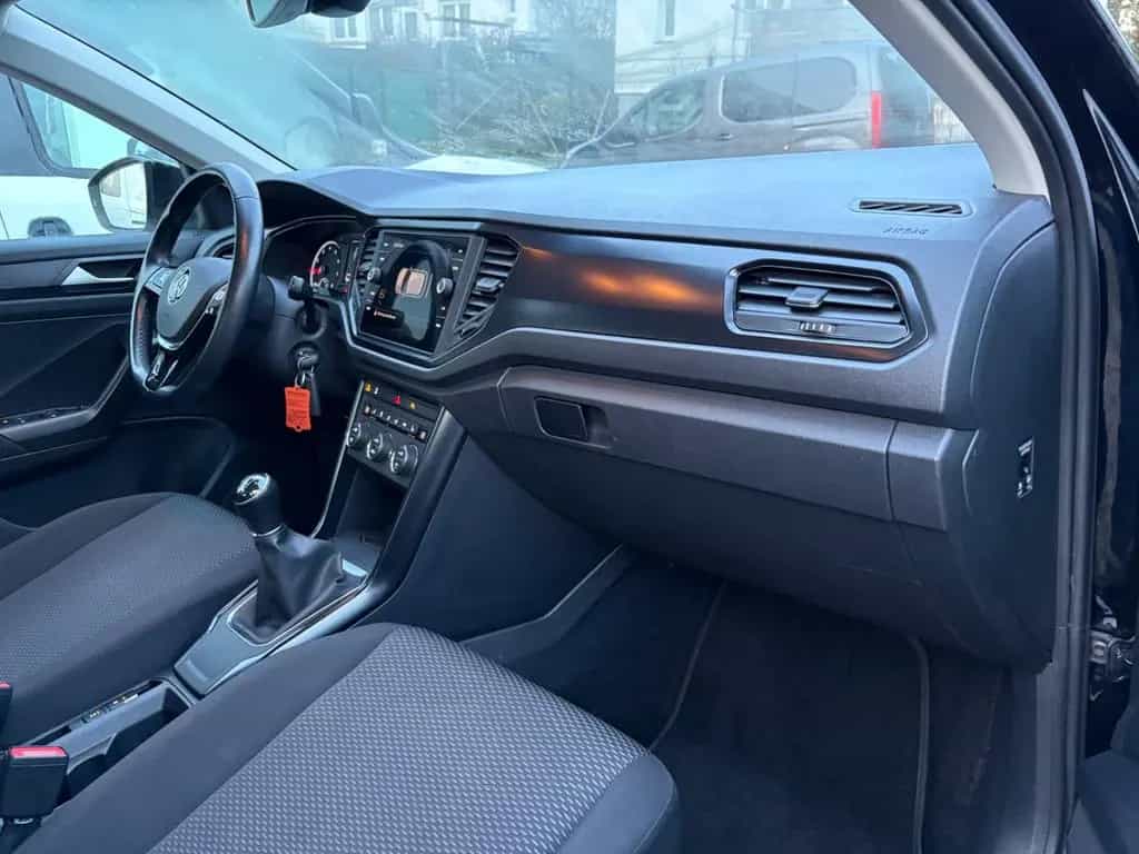 Volkswagen T-Roc Apple Carplay Android Auto PDC vorn+hinten 02/2018-photo-12