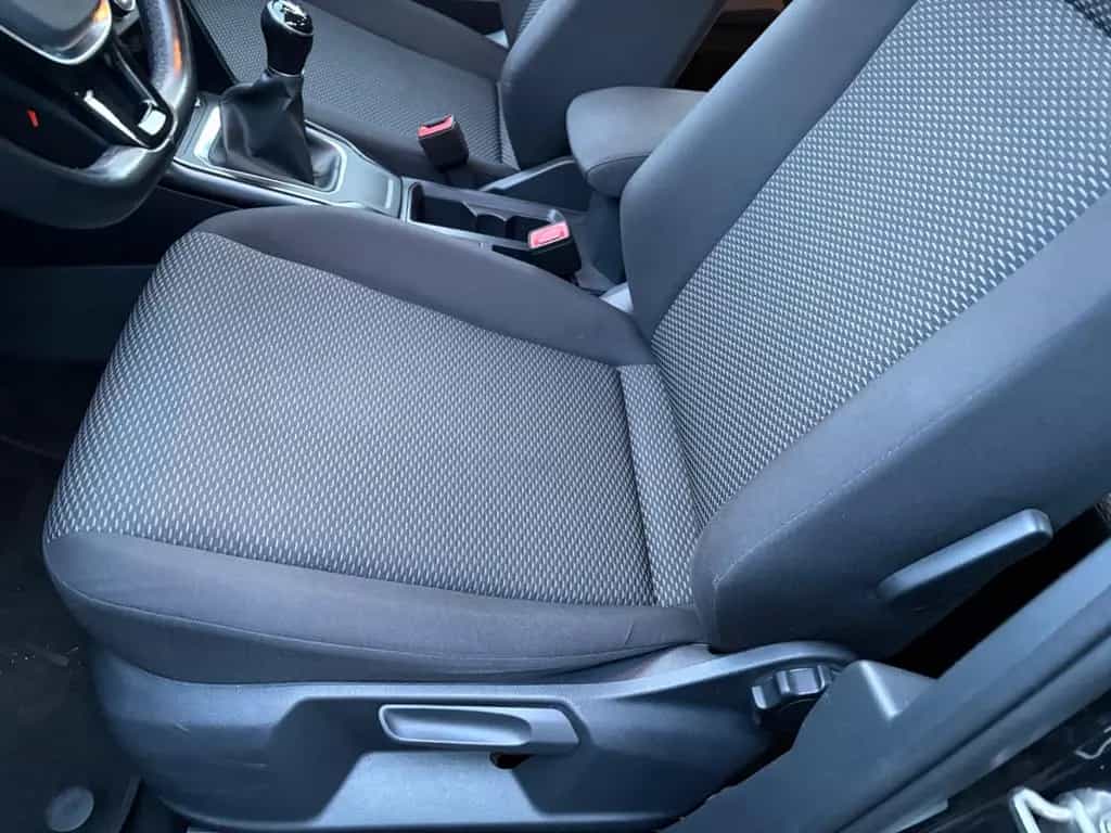 Volkswagen T-Roc Apple Carplay Android Auto PDC vorn+hinten 02/2018-photo-13
