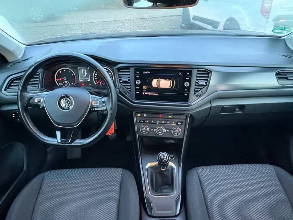 Volkswagen T-Roc Apple Carplay Android Auto PDC vorn+hinten 02/2018-photo-18