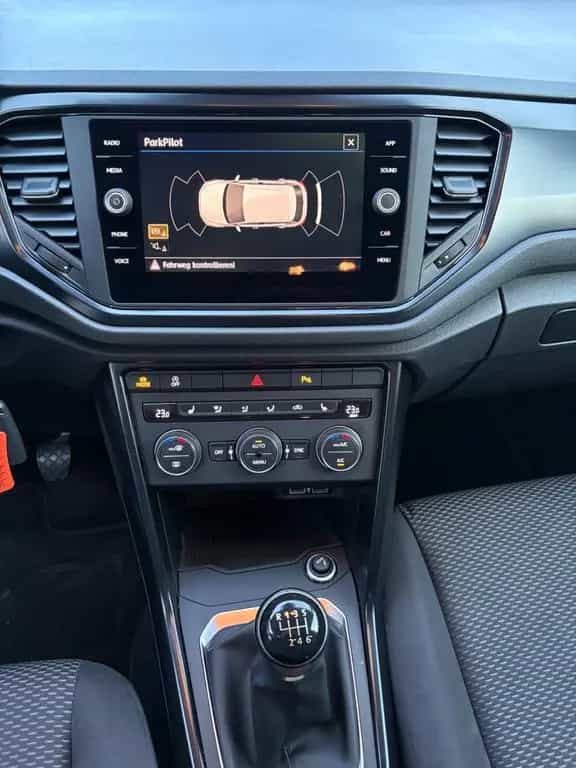 Volkswagen T-Roc Apple Carplay Android Auto PDC vorn+hinten 02/2018-photo-8