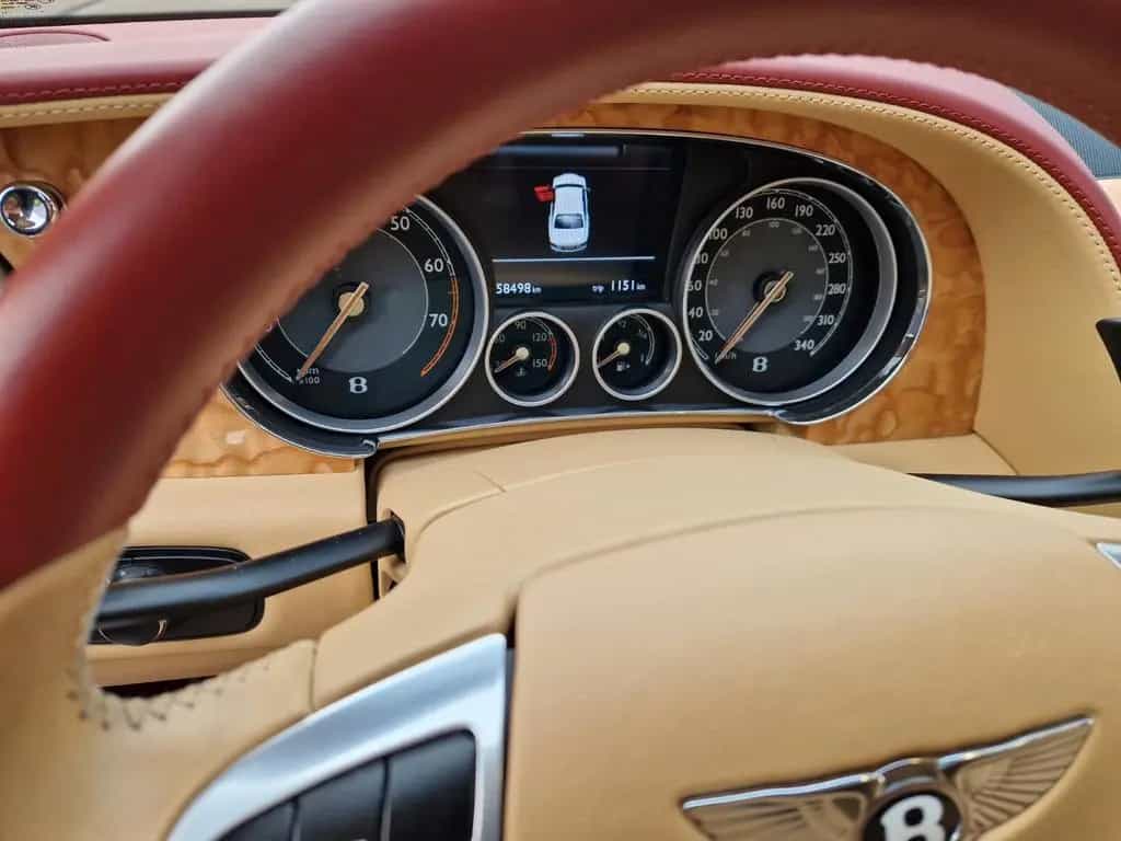 Bentley Flying Spur 6.0 W12 ACC Mulliner 01/2015-photo-13