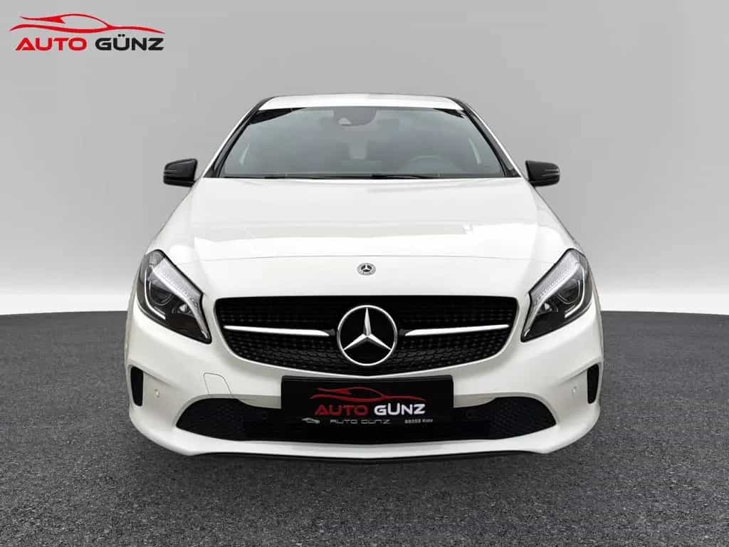 Mercedes-Benz A-Class 180 Peak Edition *18Zoll AMG-Navi-SHZ* 02/2018-photo-1