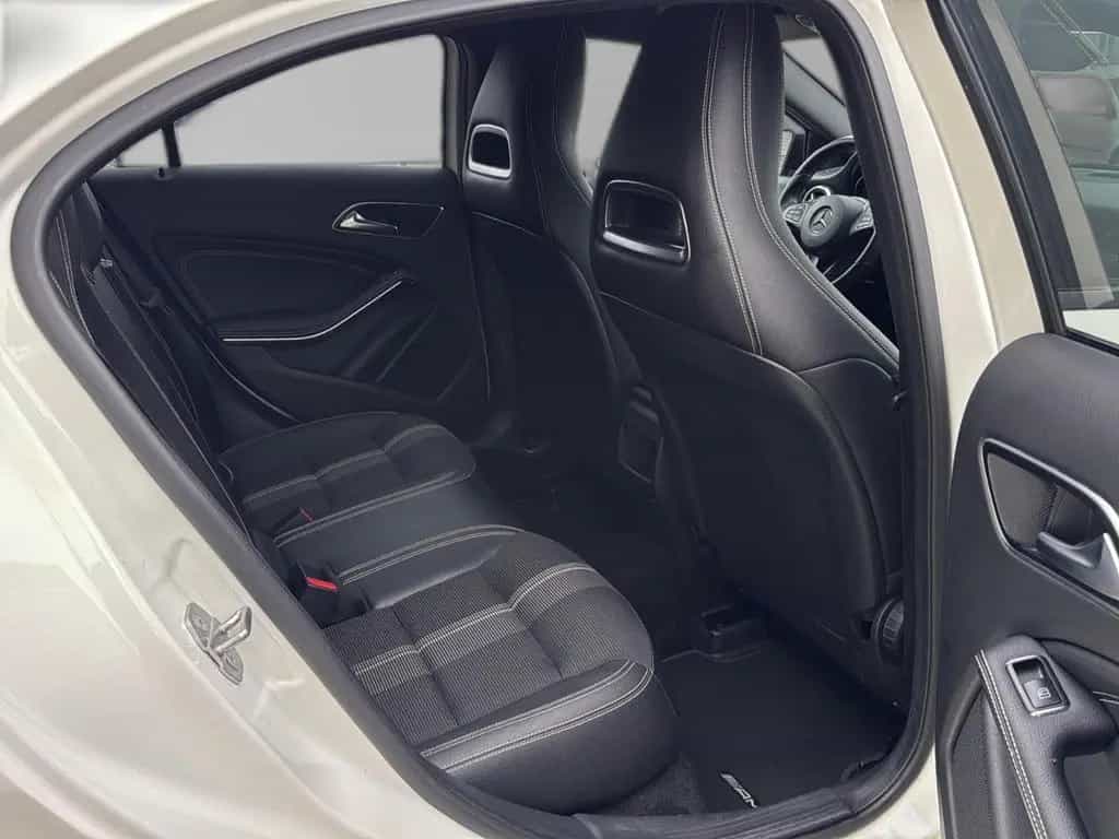 Mercedes-Benz A-Class 180 Peak Edition *18Zoll AMG-Navi-SHZ* 02/2018-photo-13