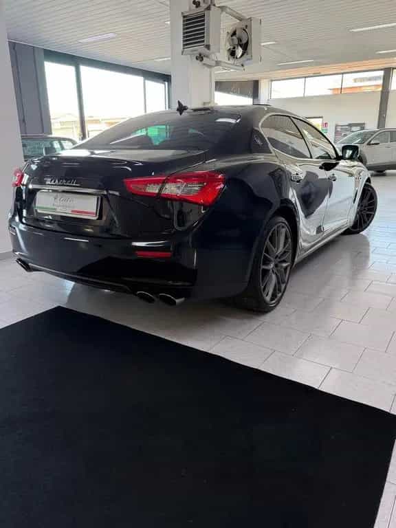Maserati Ghibli V6 Diesel 275 CV 06/2015-photo-11