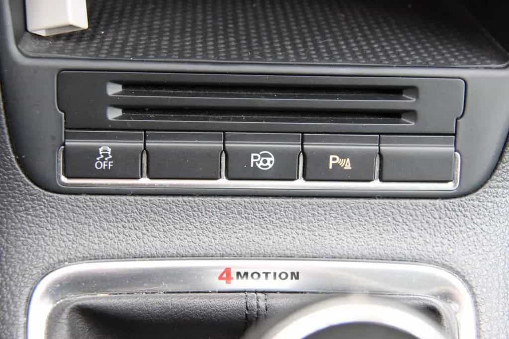 Volkswagen Tiguan Sport & Style 4Motion 11/2014-photo-16