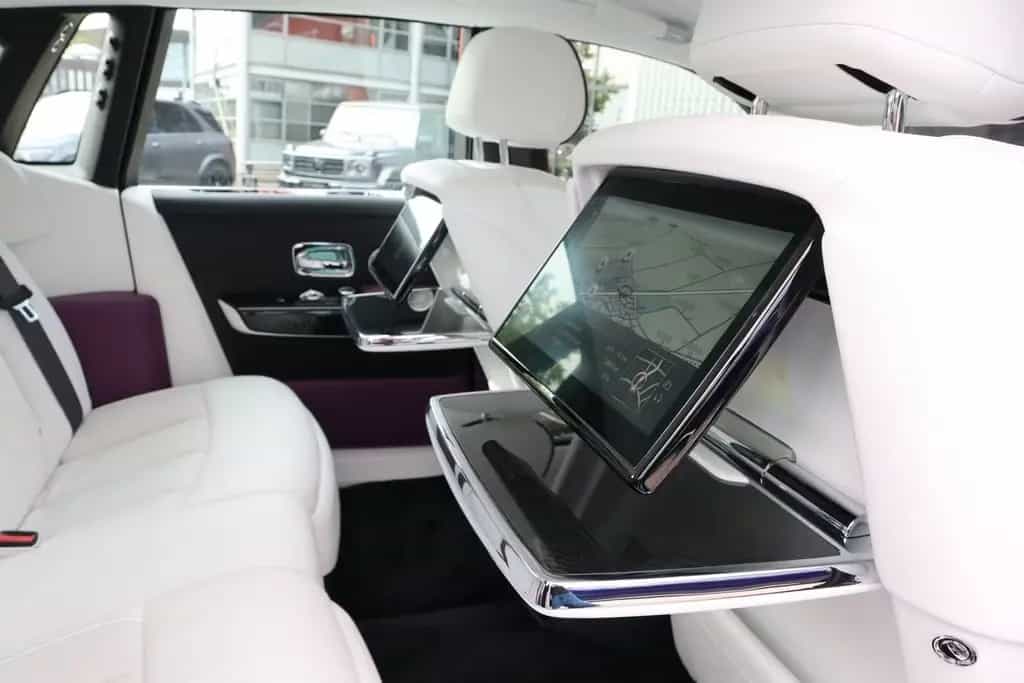 Rolls-Royce Phantom Series II "The Extrovert" | Starlight, B 05/2022-photo-25