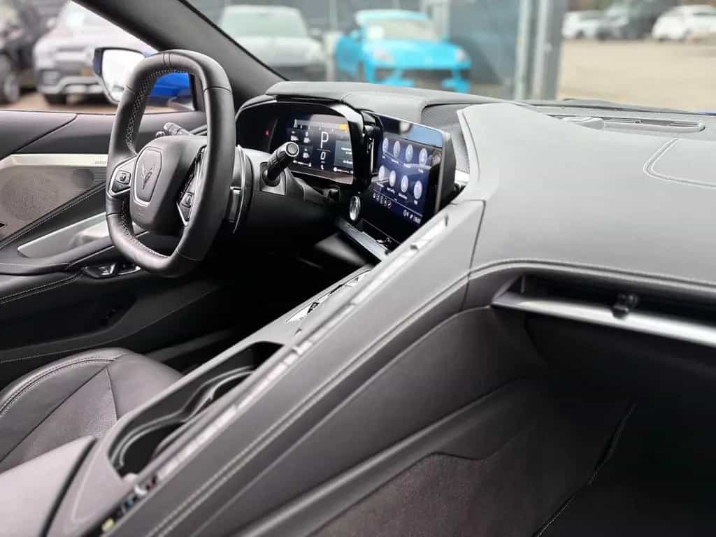 Corvette C8 TARGA AUT. *EWG/COC*UNFALLFREI*21.Z*1.H*LIFT* 12/2023-photo-28