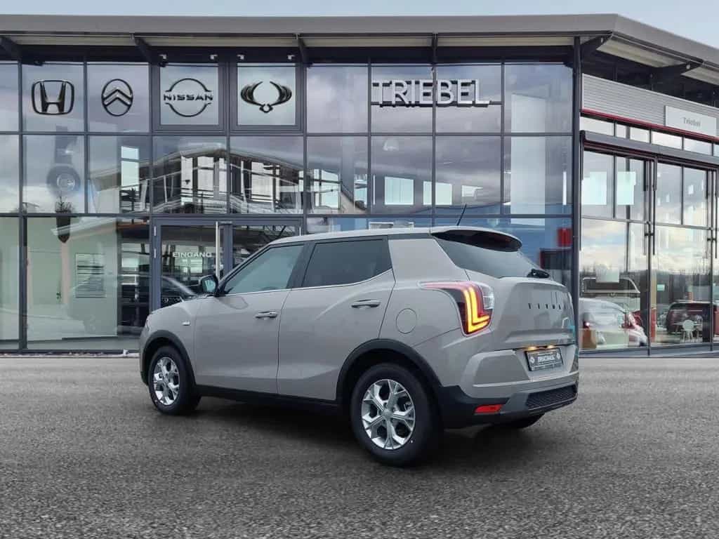 KGM Tivoli ESSENTIAL 1.5 °Navi°CarPlay°RFK°DAB°SHZ° null-photo-3