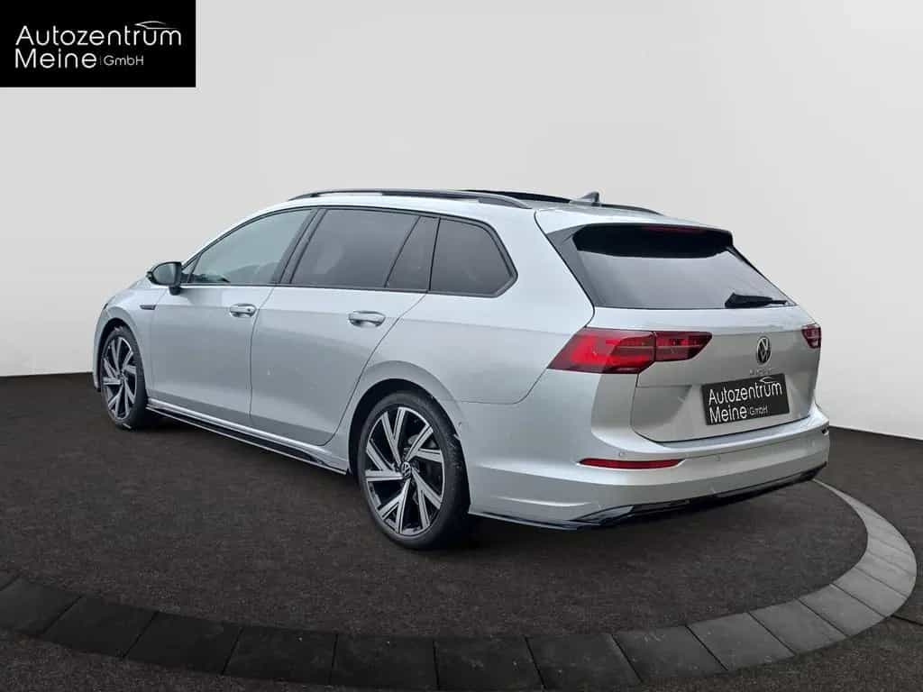 Volkswagen Golf VIII R-Line*PANO*MATRIX*DSG*R-Line*SHZ*ACC 09/2022-photo-2