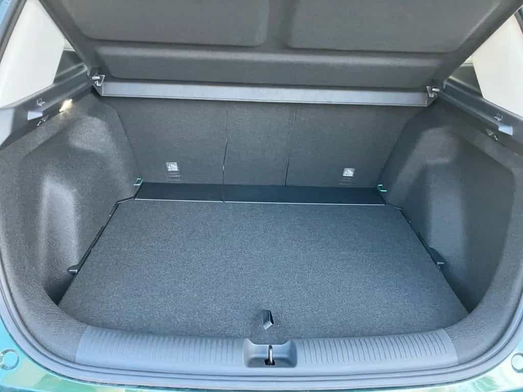 MG ZS 1.5 Hybrid+ Luxury null-photo-12