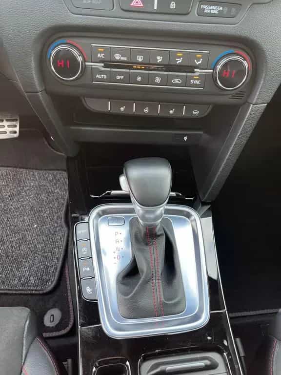 Kia ProCeed GT 10/2019-photo-10