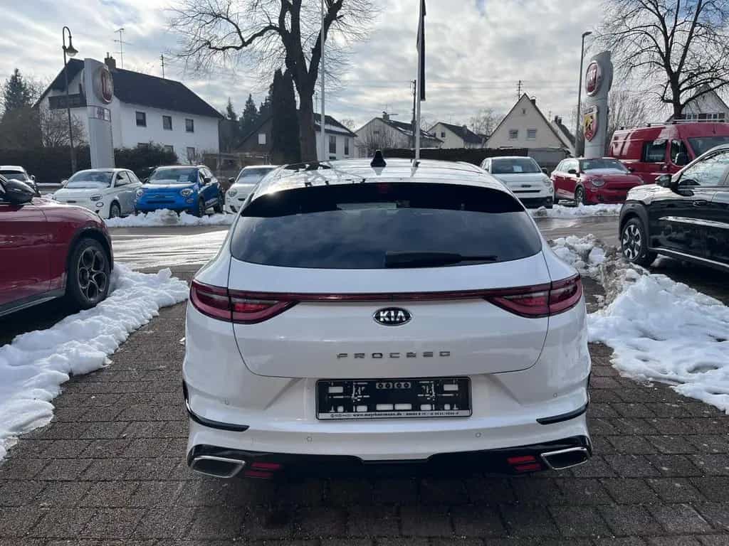 Kia ProCeed GT 10/2019-photo-3
