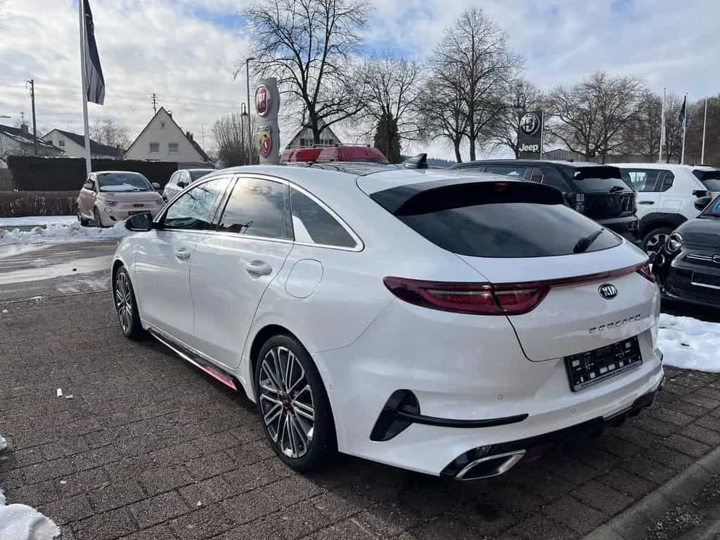 Kia ProCeed GT 10/2019-photo-4