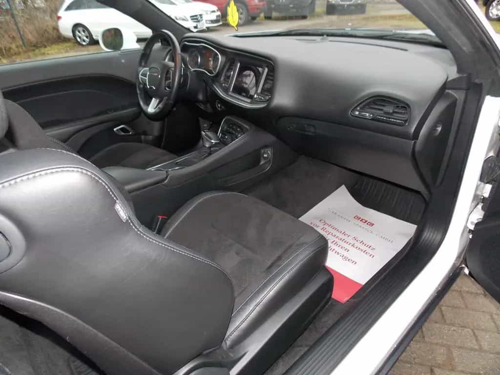 Dodge Challenger 6,4 Scat Pack 06/2019-photo-13