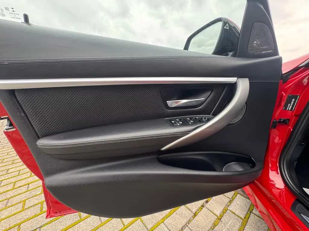 ALPINA D3 3.0 Biturbo Touring *LED*PANO*LEDER*MWSt 04/2018-photo-19