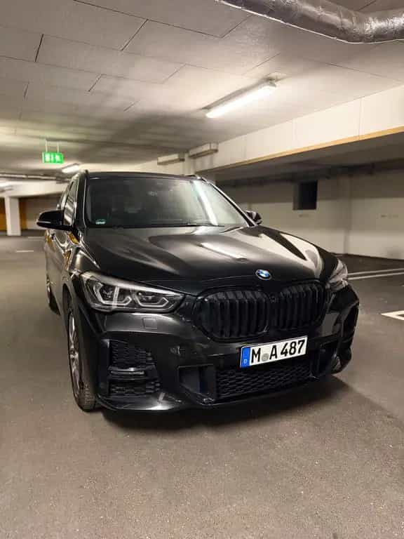 BMW X1 xDrive20i M Sport Steptronic M Sport 02/2022-photo-0