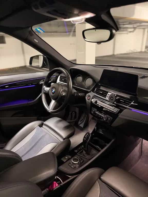 BMW X1 xDrive20i M Sport Steptronic M Sport 02/2022-photo-5