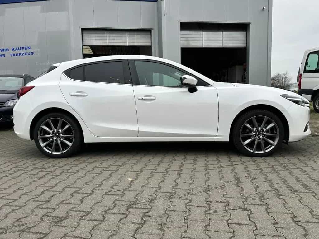 Mazda 3 Lim. Signature,NAVI,KAMERA,1.HAND,SCHECKHEFT, 09/2018-photo-0