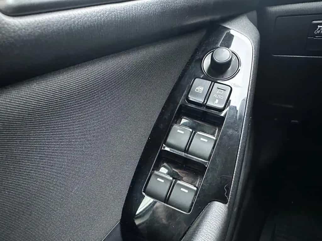 Mazda 3 Lim. Signature,NAVI,KAMERA,1.HAND,SCHECKHEFT, 09/2018-photo-20