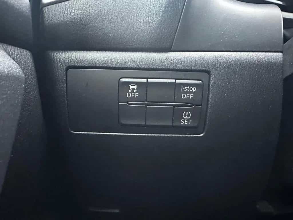 Mazda 3 Lim. Signature,NAVI,KAMERA,1.HAND,SCHECKHEFT, 09/2018-photo-22
