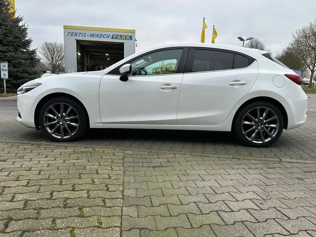 Mazda 3 Lim. Signature,NAVI,KAMERA,1.HAND,SCHECKHEFT, 09/2018-photo-3