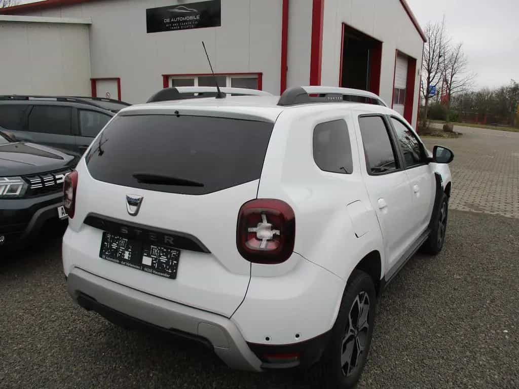 Dacia Duster II Adventure TCE150,Navi,SHZ,Kam, Keyless 05/2019-photo-1