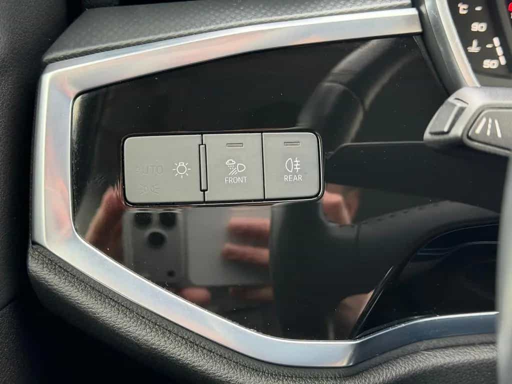 Audi Q3 35 TDI advanced S-Tronic Matrix Bang&O Virtua 08/2020-photo-31