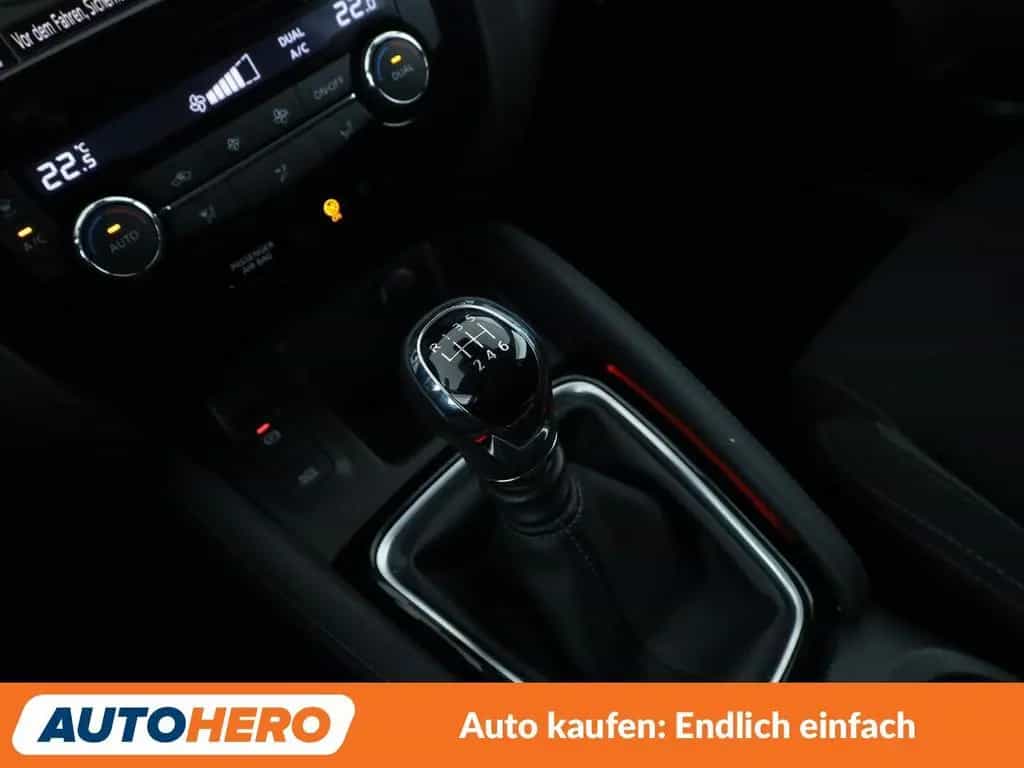 Nissan Qashqai 1.3 DIG-T Zama*NAVI*360°CAM*SPUR*PDC*SHZ 05/2021-photo-24