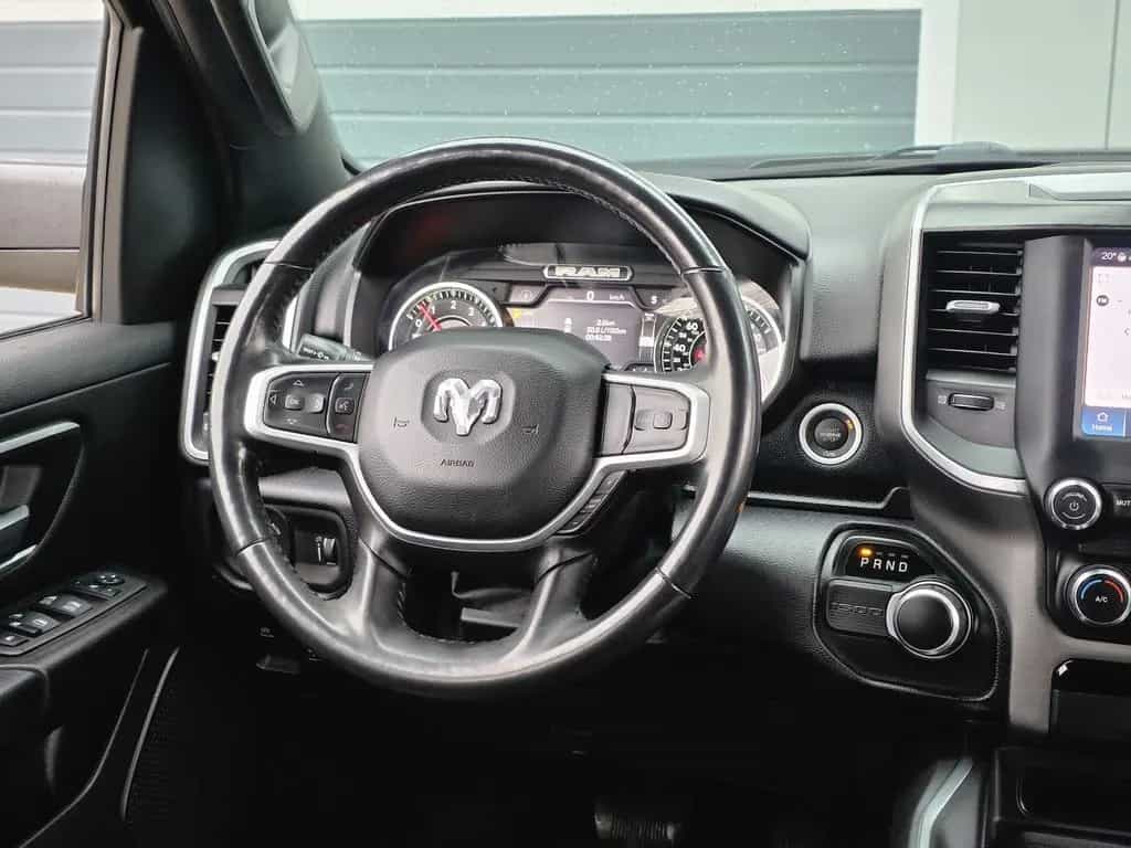Dodge RAM 1500 5.7 Bighorn Night LED AHK PDC Kamera 04/2022-photo-21