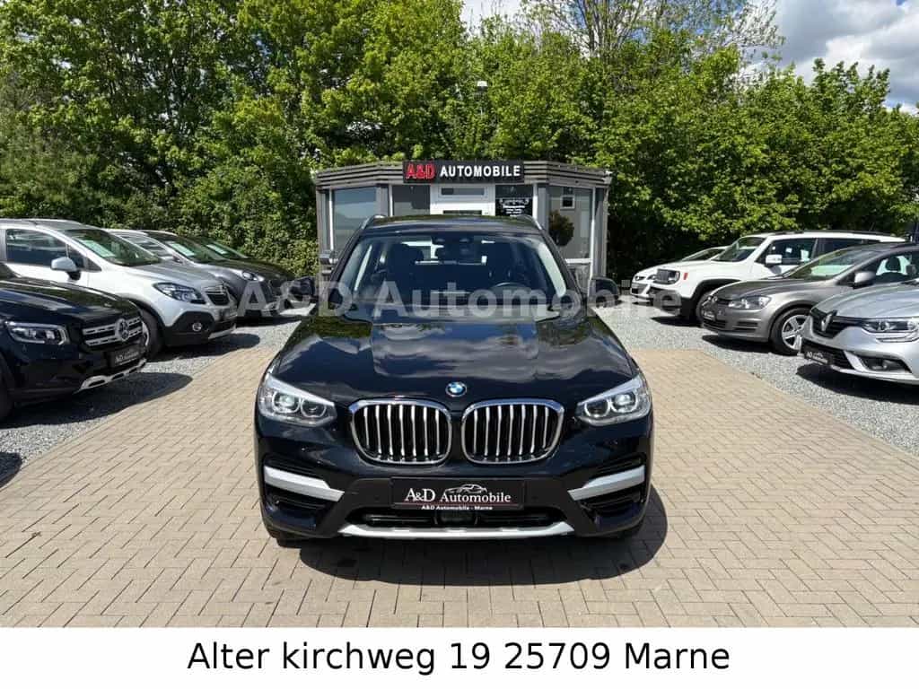 BMW X3 xDrive 30i xLine LED NAVI PDC SHZ TÜV 1HAND 02/2021-photo-1