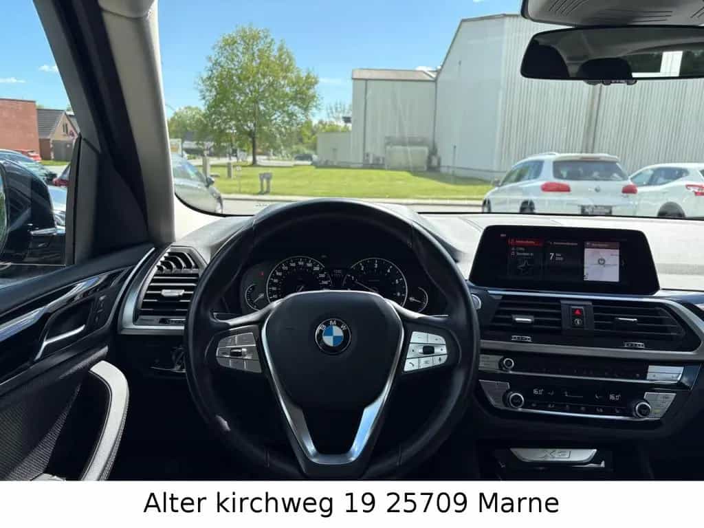 BMW X3 xDrive 30i xLine LED NAVI PDC SHZ TÜV 1HAND 02/2021-photo-10