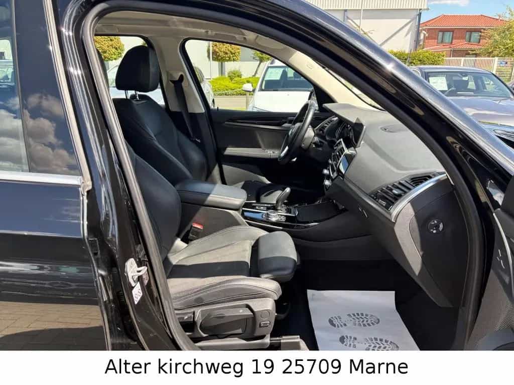BMW X3 xDrive 30i xLine LED NAVI PDC SHZ TÜV 1HAND 02/2021-photo-13