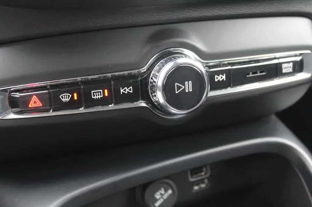 Volvo XC40 AUTOM KAMERA NAVI NETTO - 13.899€ #867 09/2021-photo-14