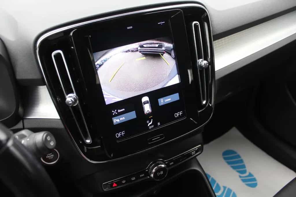 Volvo XC40 AUTOM KAMERA NAVI NETTO - 13.899€ #867 09/2021-photo-17