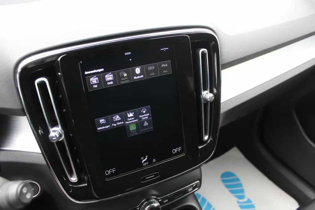 Volvo XC40 AUTOM KAMERA NAVI NETTO - 13.899€ #867 09/2021-photo-19