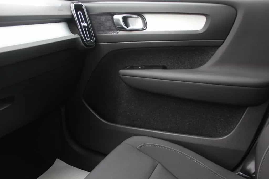 Volvo XC40 AUTOM KAMERA NAVI NETTO - 13.899€ #867 09/2021-photo-28