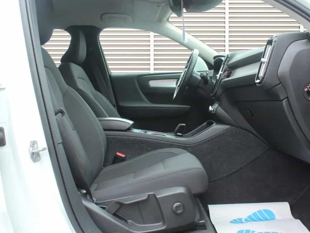 Volvo XC40 AUTOM KAMERA NAVI NETTO - 13.899€ #867 09/2021-photo-36